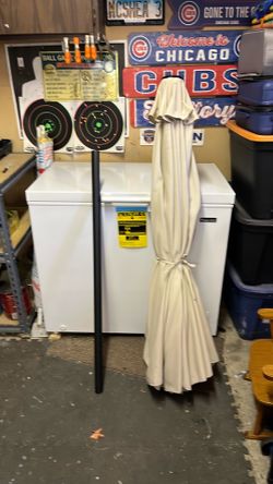 6 foot umbrella with pole