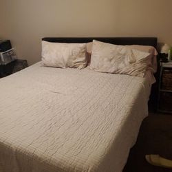 King Size Bed And Dresser( Matress Included] 