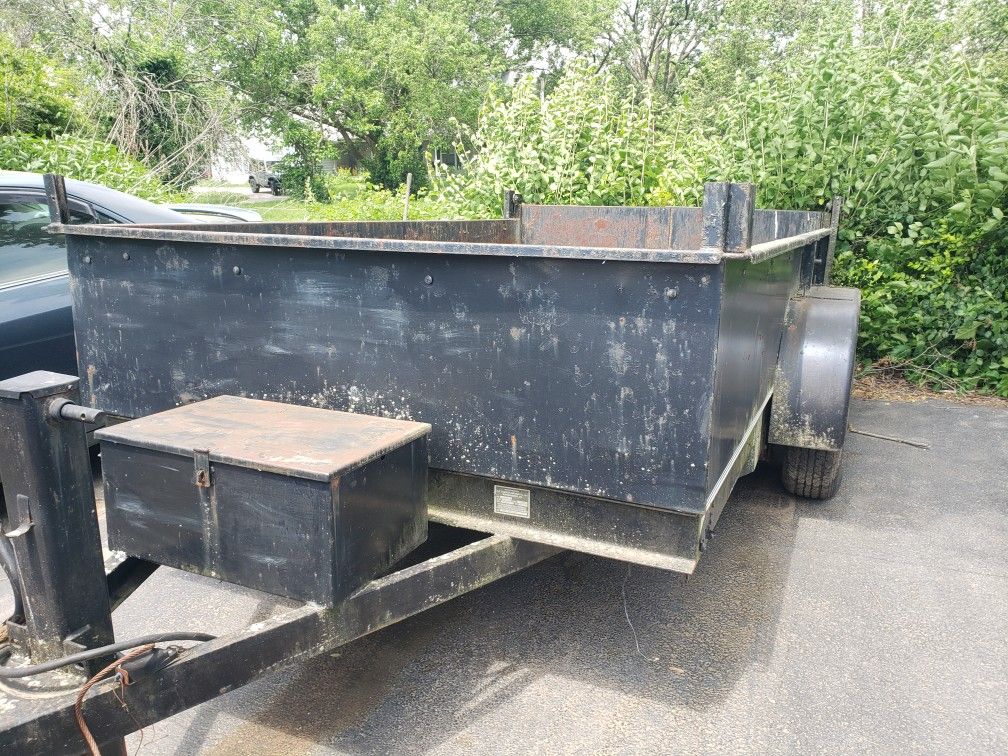 E- Z Dump trailer