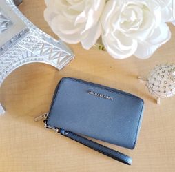 MICHAEL KORS Light Blue Wallet Phone Wristlet Clutch Purse