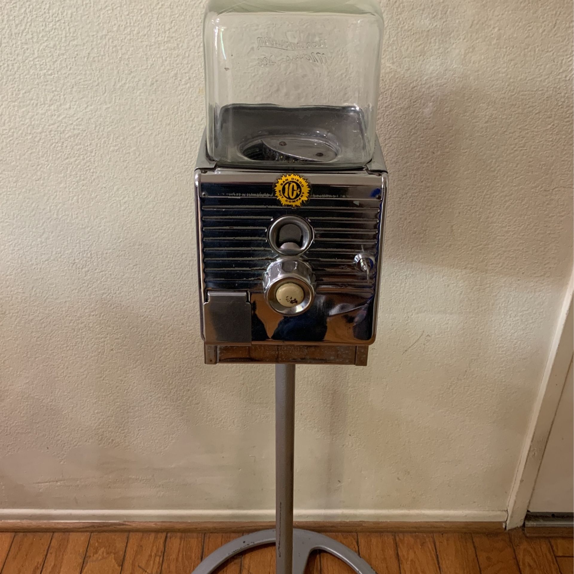 Vintage Northwestern 49 In Chrome Candy Gumball Machine