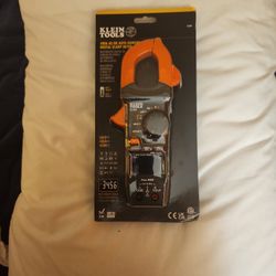 Klein Tools 400A AC/DC Auto-Ranging Digital Clamp Meter