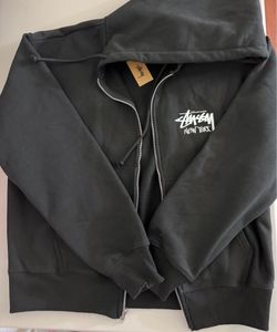 NYC Zip Up Stussy(size medium)