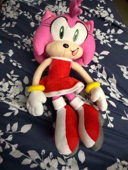 Amy plushie from sonic