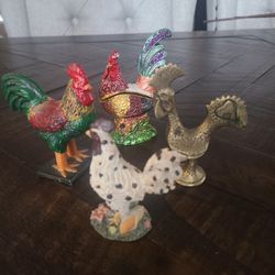 Petite Rooster Statues