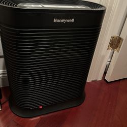 Honeywell Air Purifier