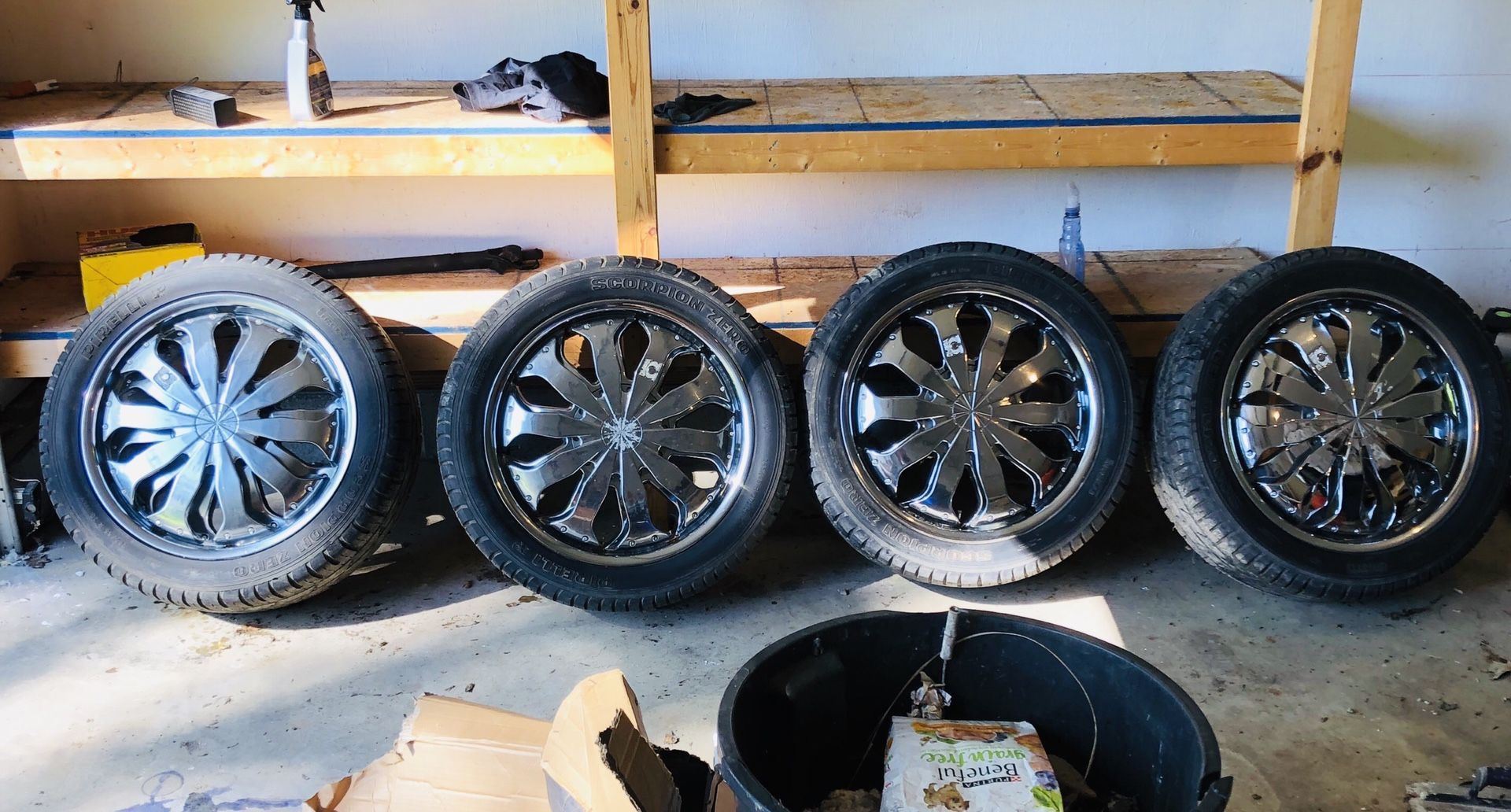 Omega Zab Judah 2 spinners rims & Pirelli scorpion zero tires 265/45/R20