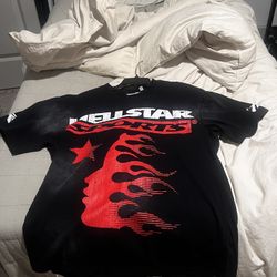 Medium Hellstar sports shirt 