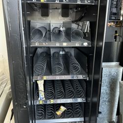 Snack Vending Machine