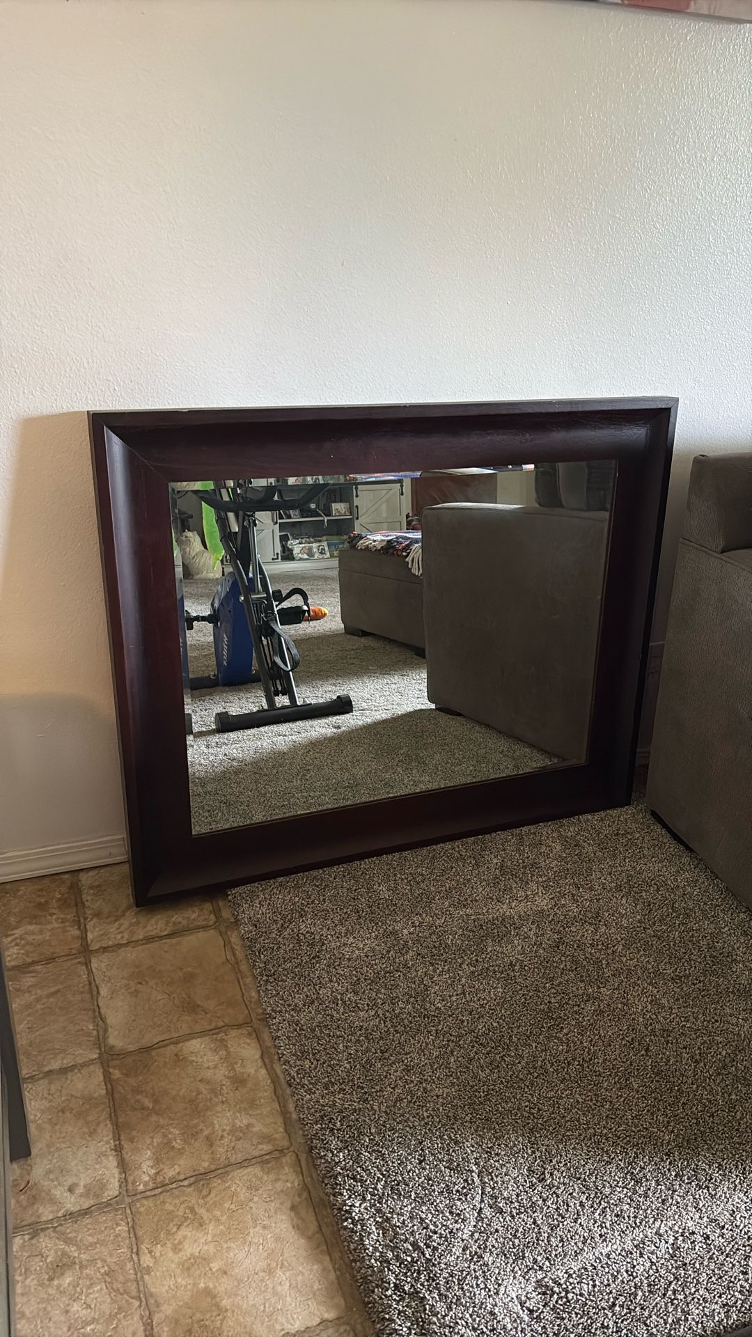 Decorative Well Made Wood Mirror