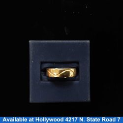 Ring - Wedding Band - Yellow Gold 14k (.585) 3.3 grams Size 8