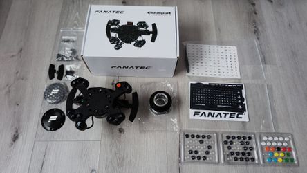 Fanatec ClubSport Universal Hub V2 + QR1 Wheel-side