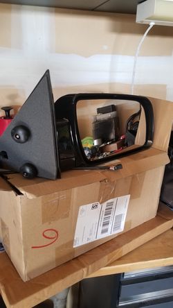 Chevy passenger power mirror and passenger door handle