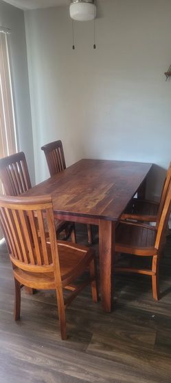 Solid Wood Dining Room Table & Chairs