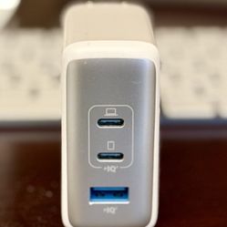 Anker 100W Multiport Charger