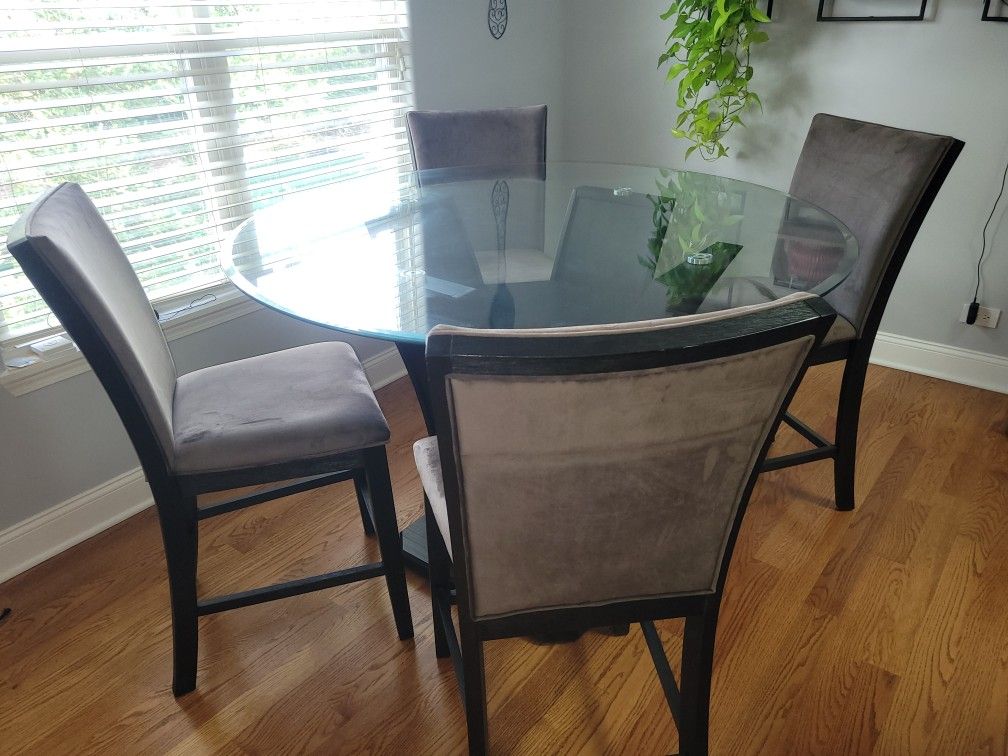 54 Inch Round Glass Kitchen/Dining Table Set