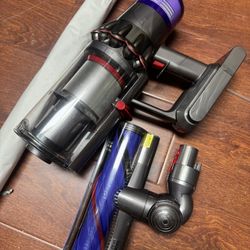 Dyson V11 Vacuum 