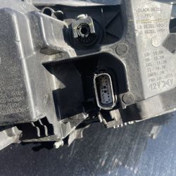  Headlight Left Side For Fusion 2017 Led