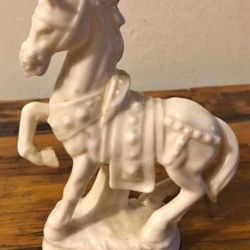 ADORNO DE PORCELANA DISEÑO CABALLITO