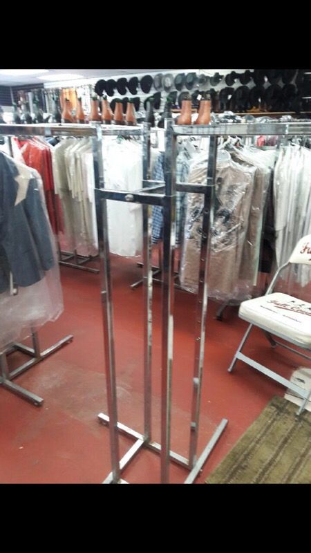 Racas para colgar ropa de venta