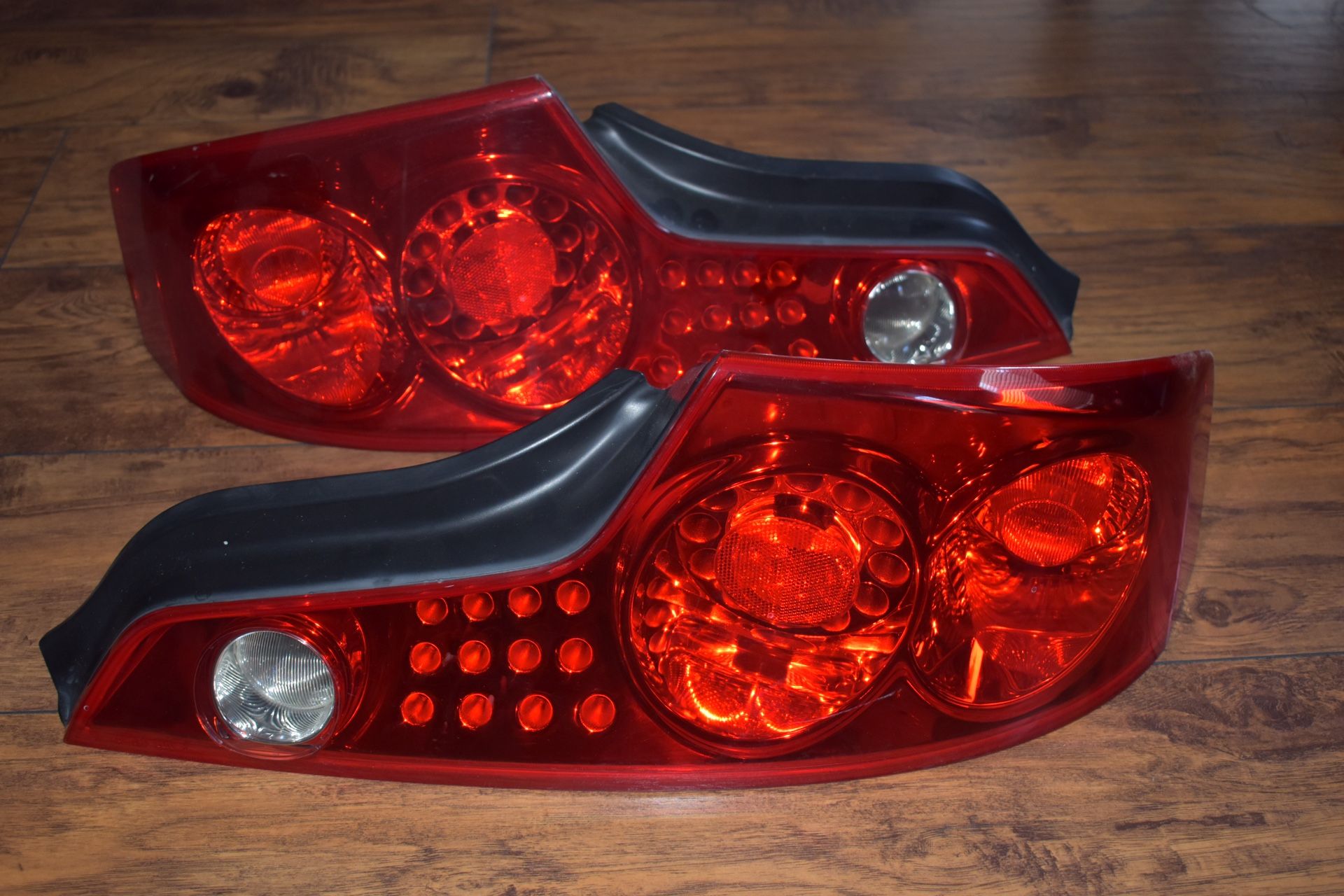 Tail lights Assembly Full Set - OEM 03 04 2005 Infiniti G35 2 Door Coupe