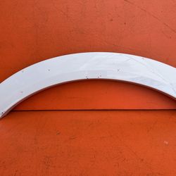 2019-2023 Audi E-Tron Rear Right Passenger Wheel Arch Trim Molding OEM 4KE853026