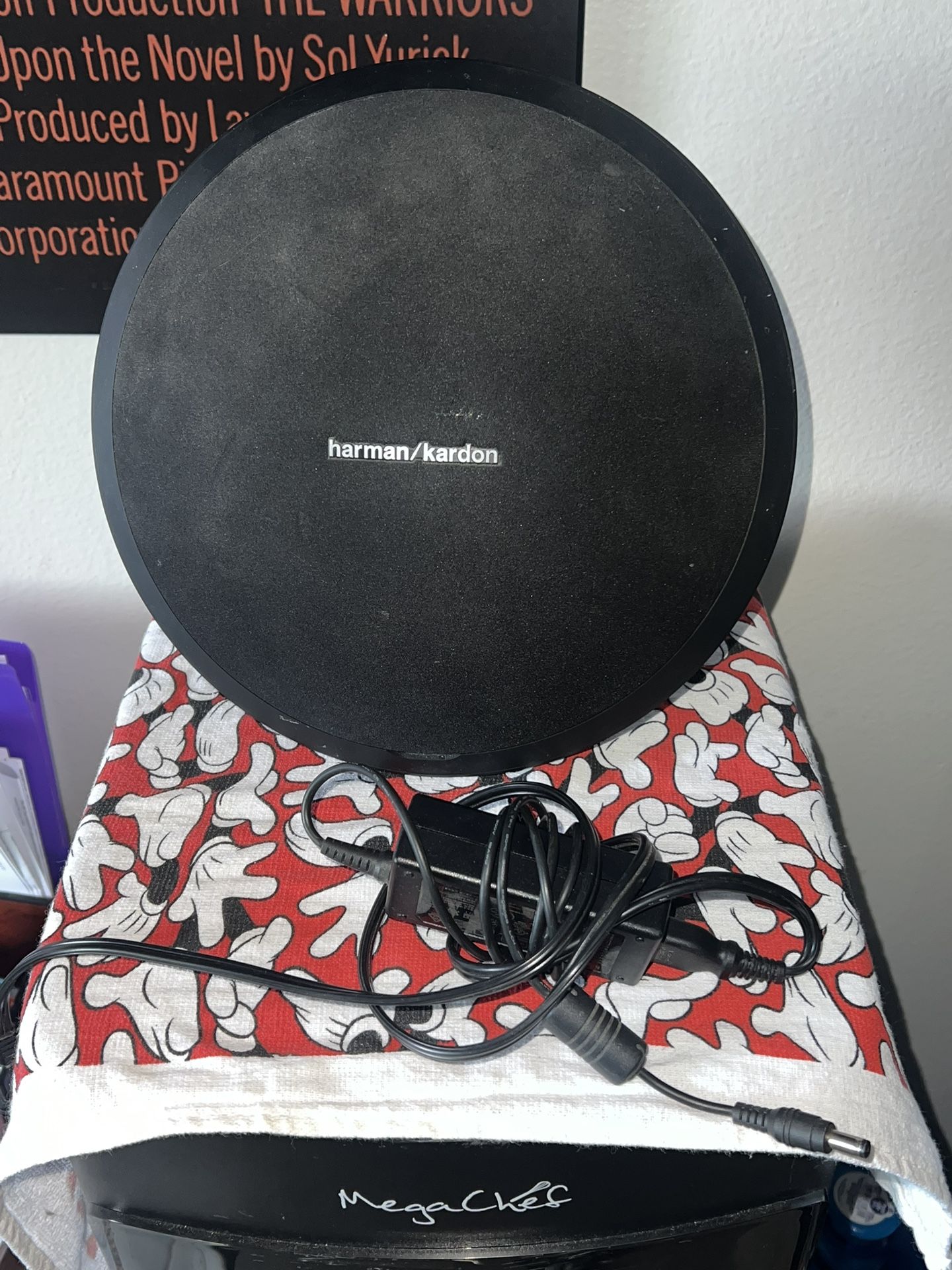Harman Kardon Portable Speaker Bluetooth 25$