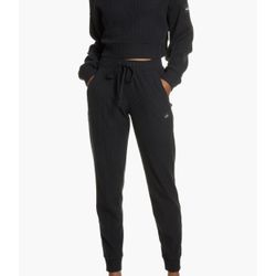 These alo sets are so Adorable  Size Small,Med,large,xl  $100 for set or 2 at $80 each 