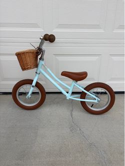 Light blue Retrospec balance bike