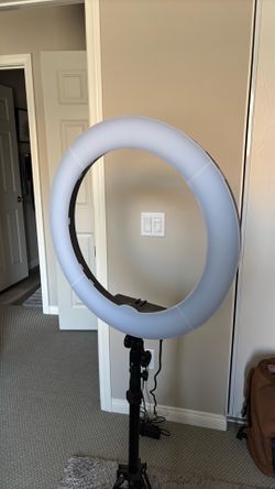 Neewer tripod lamp