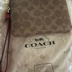 coach wristlet 