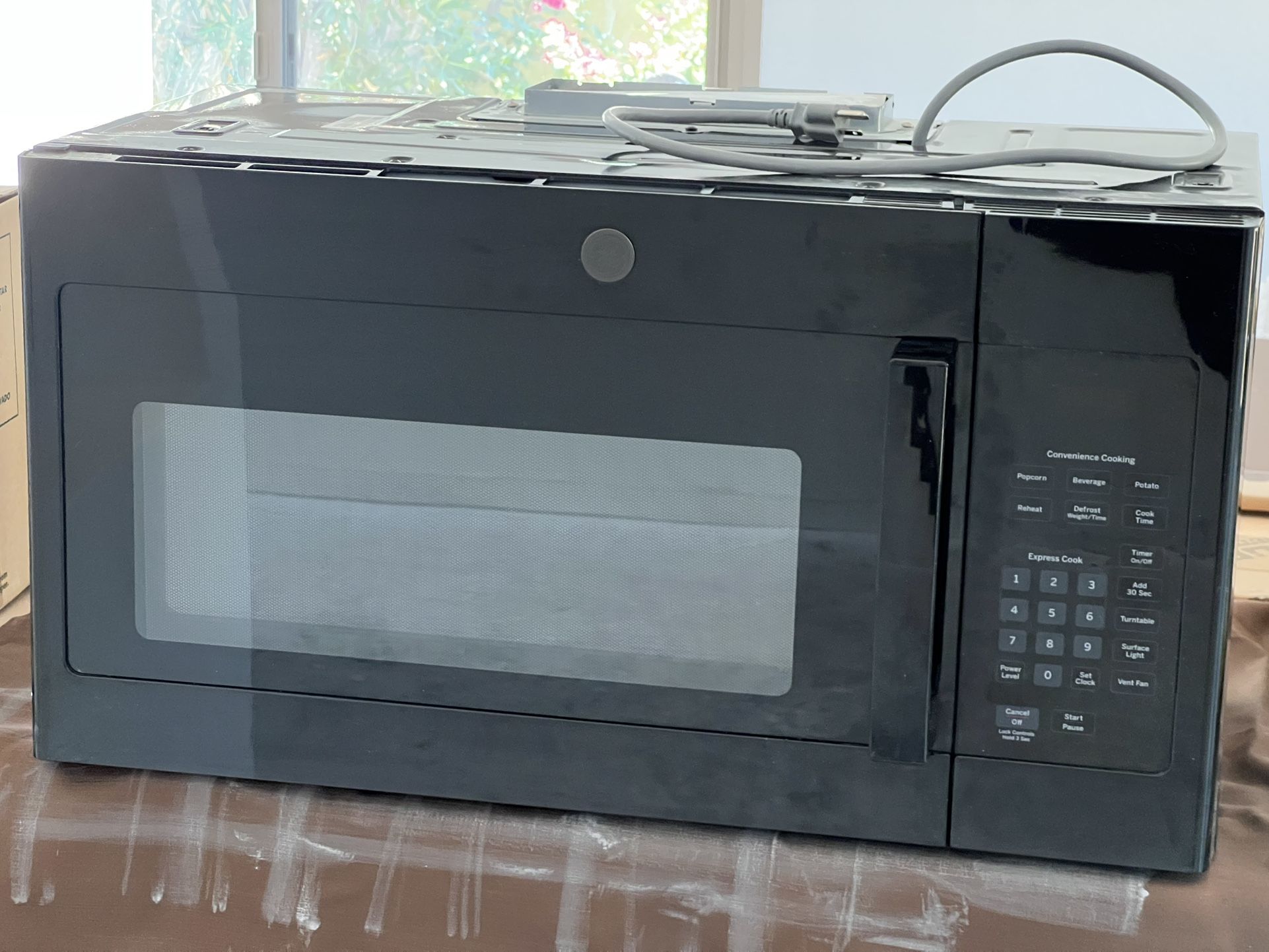 Ge Or The Range Microwave