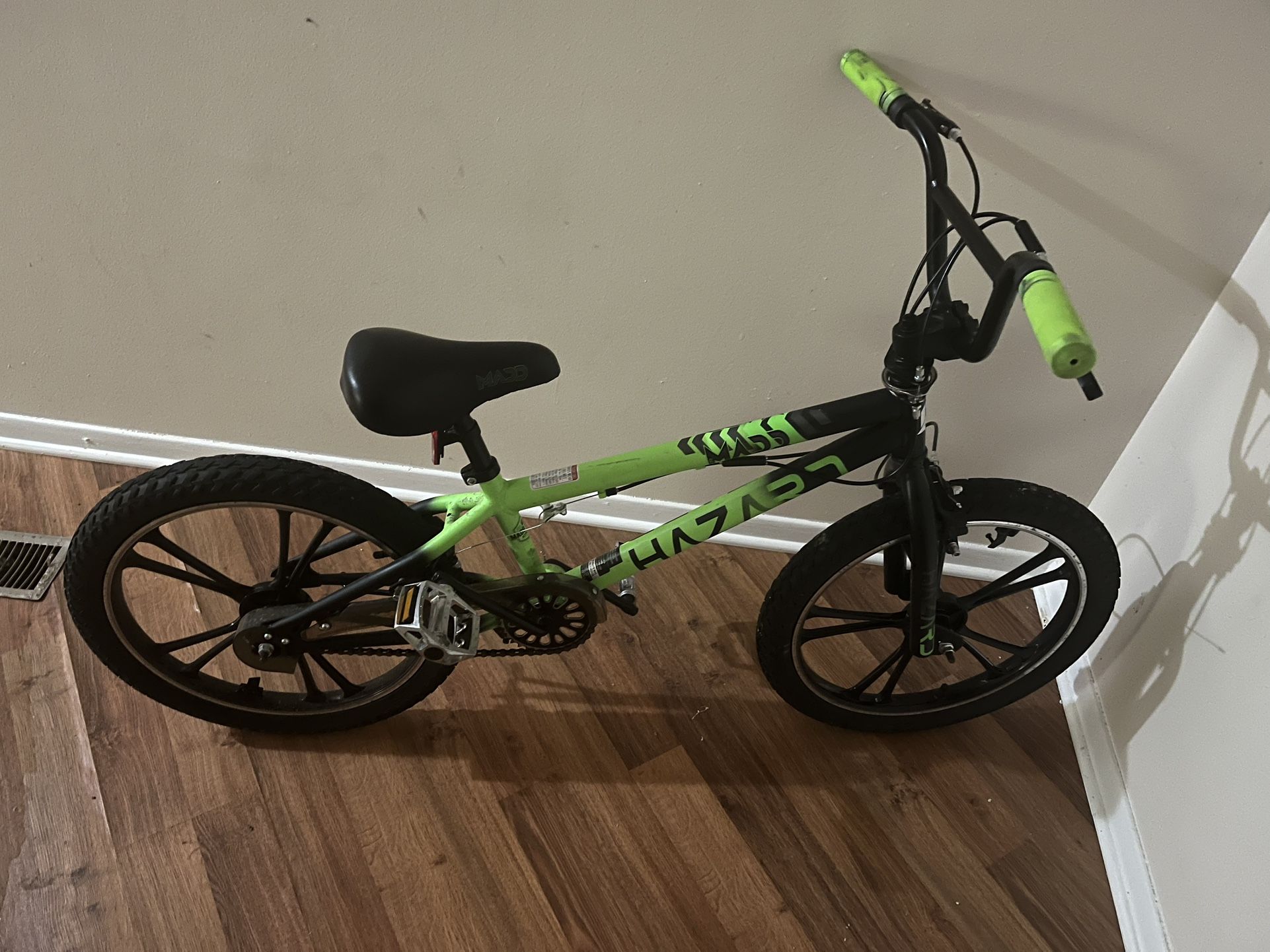 MADD GEAR BMX BIKE