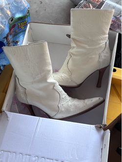 Botas