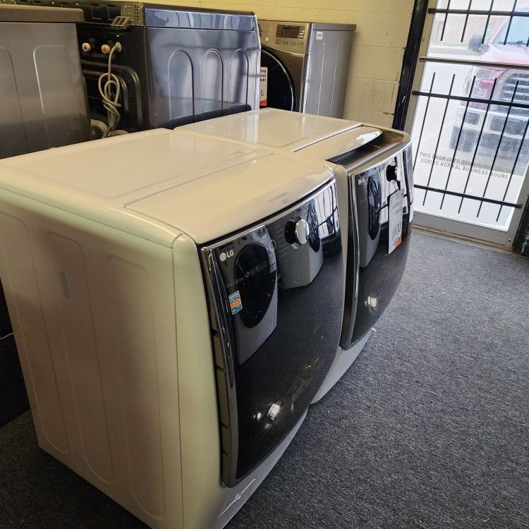 LG Front Loads Large Capacity Steam Washer & Steam Gas Dryer 