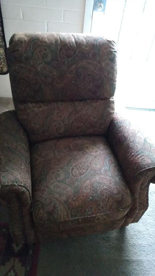 Ashley Furniture high end Hand Made recliner for Sale in Tucson, AZ
