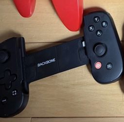 Backbone - One (Lightning) - Mobile Gaming Controller for iPhone - 2nd Gen - Black