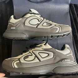 Dior b30 size 10/ 43