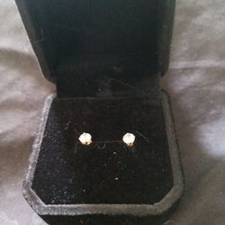 1/4 Diamond 14kt Earings