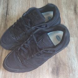 Shoe Size 11 Black Nikes