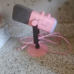 Pink FIFINE XLR/USB Microphone, 