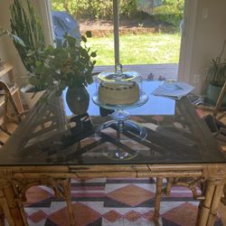 Dining Table + 4 Chairs