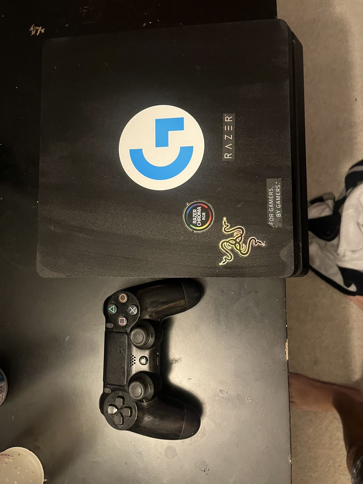 Ps4/with All Cords And Controller