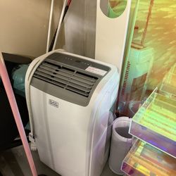 black and decker AC unit 
