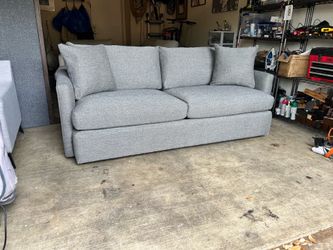 Crate & Barrel Lounge sofa couch loveseat