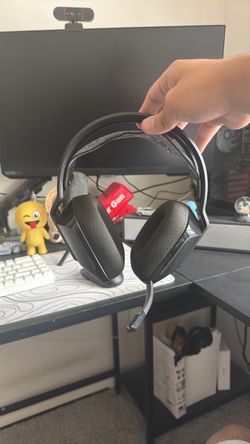 G733 G series Logitech headphones
