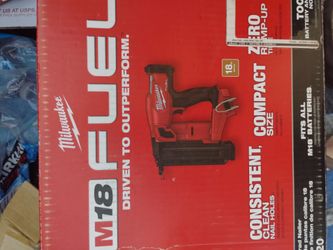 Milwaukee M18 Gauge Nail Gun