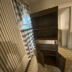 Shelf/cabinet 