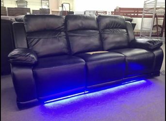Brand new black leather recliner sofa and Loveseat