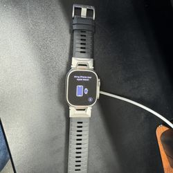 Apple Watch Ultra  1 GPS / LTE